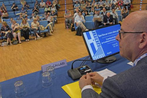 L'assessore regionale alla Funzione pubblica, semplificazione e sistemi informativi, Sebastiano Callari, all'evento Hackathon OpenDataFVg. 